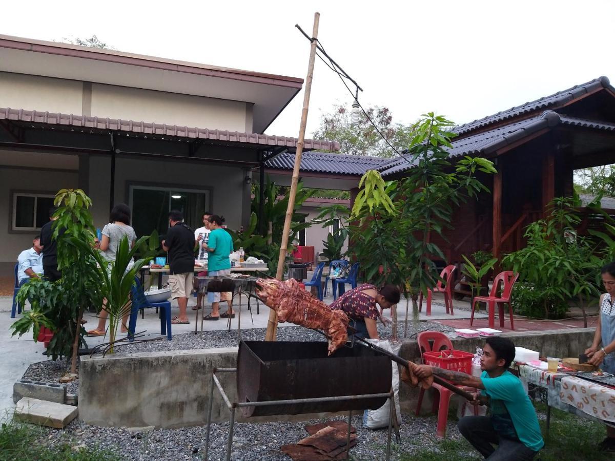 באן פה บ้านทะเลอิ่มเอม Bann Talay Im Eimm מראה חיצוני תמונה