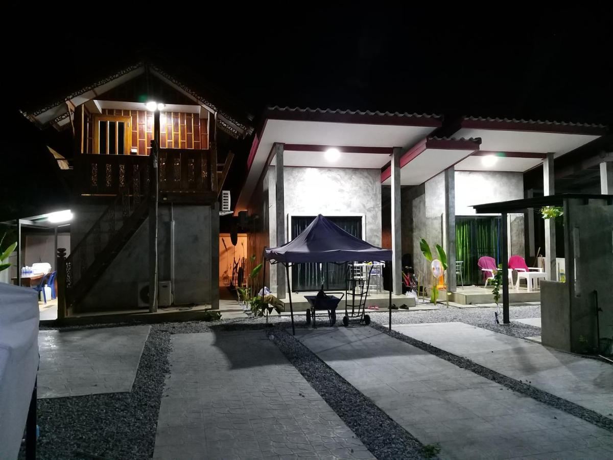 באן פה บ้านทะเลอิ่มเอม Bann Talay Im Eimm מראה חיצוני תמונה