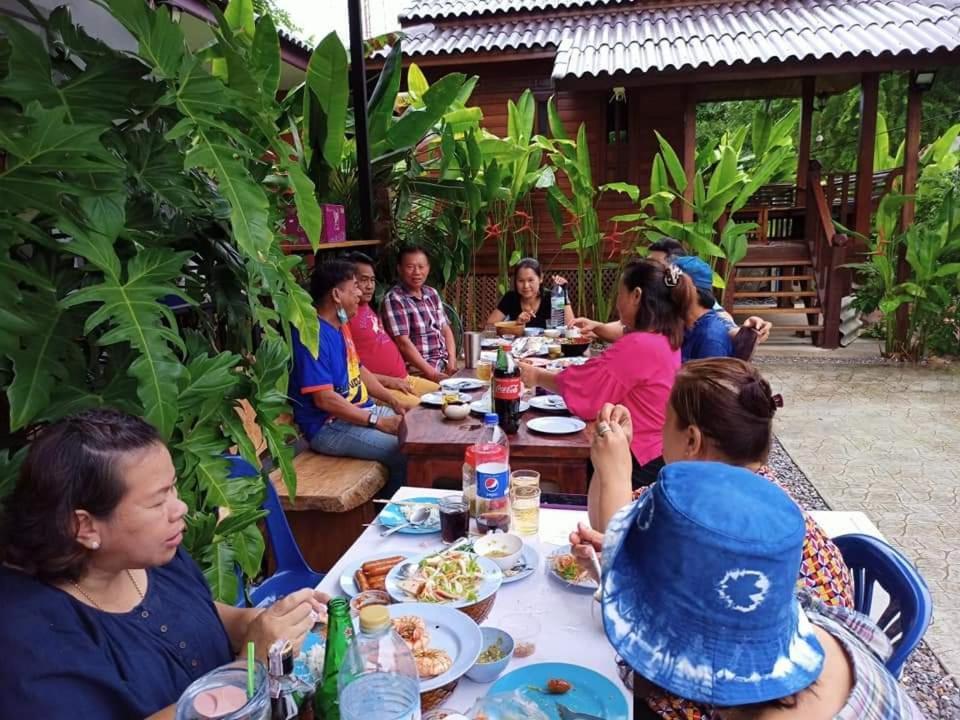 באן פה บ้านทะเลอิ่มเอม Bann Talay Im Eimm מראה חיצוני תמונה